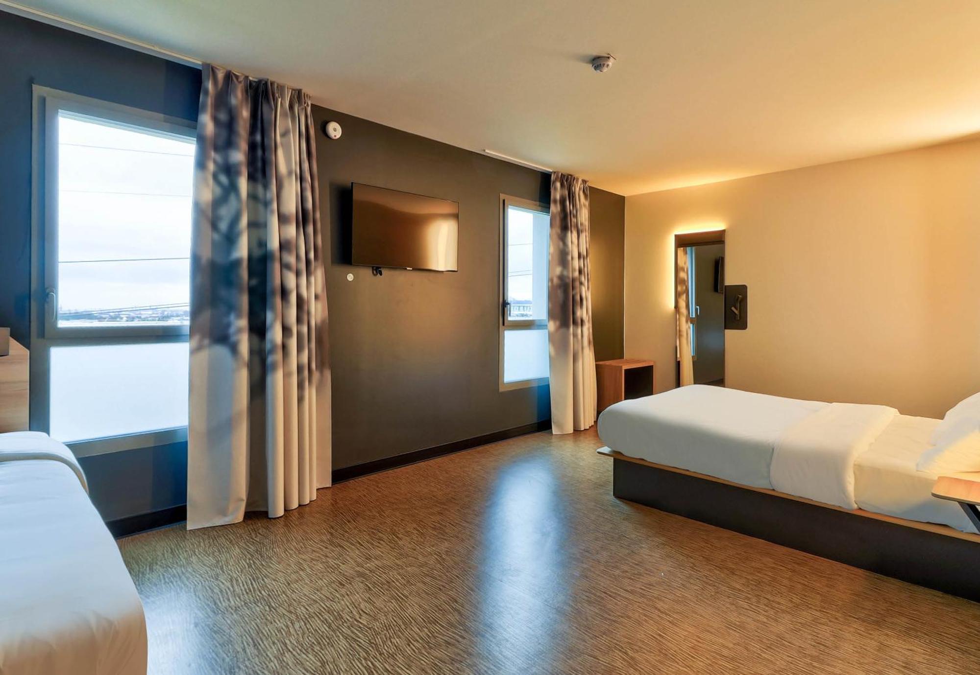 B&B Hotel Dijon Valmy Toison D'Or Dış mekan fotoğraf